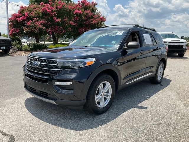 2023 Ford Explorer XLT in Other — front three-quarter view