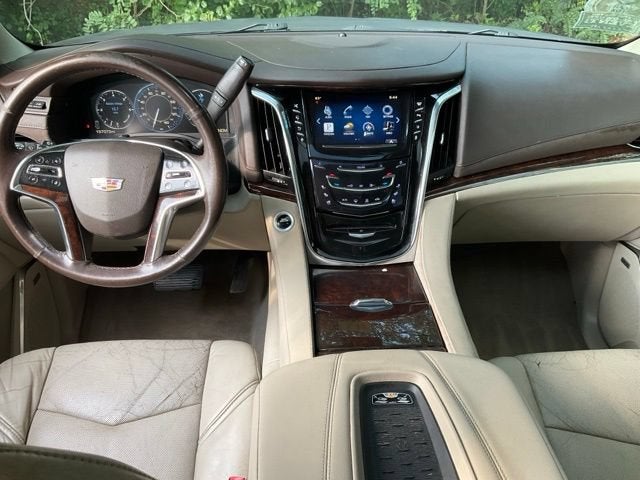 2015 Cadillac Escalade ESV — interior view