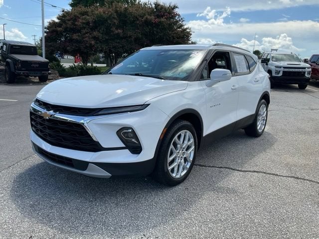 2024 Chevrolet Blazer 3LT in Summit White — front three-quarter view